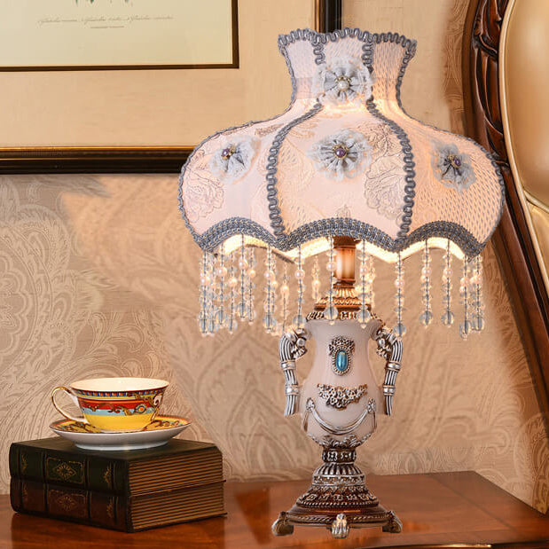 Lampe de table à pampilles en tissu violet clair de la Cour européenne, 1 lumière 