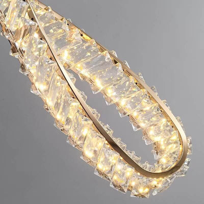 Moderne leichte Luxus-Ring-Kristall-Hardware-LED-Pendelleuchte 