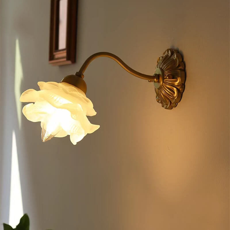 European Light Luxury Floral Glass Brass 1-Light Wall Sconce Lamp