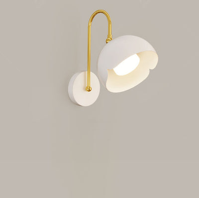 Moderne, minimalistische, reinweiße LED-Wandleuchte aus Eisen, flächenbündige Beleuchtung 
