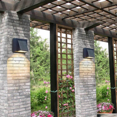 مصباح حائط مقاوم للماء LED مربع هندسي بسيط حديث 