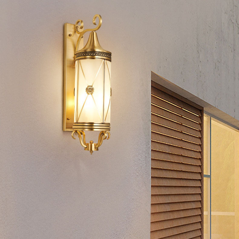 Moderne luxuriöse Außenwandleuchte in Laternenform aus Kupfer und Glas mit 1/3-flammiger Ausführung 