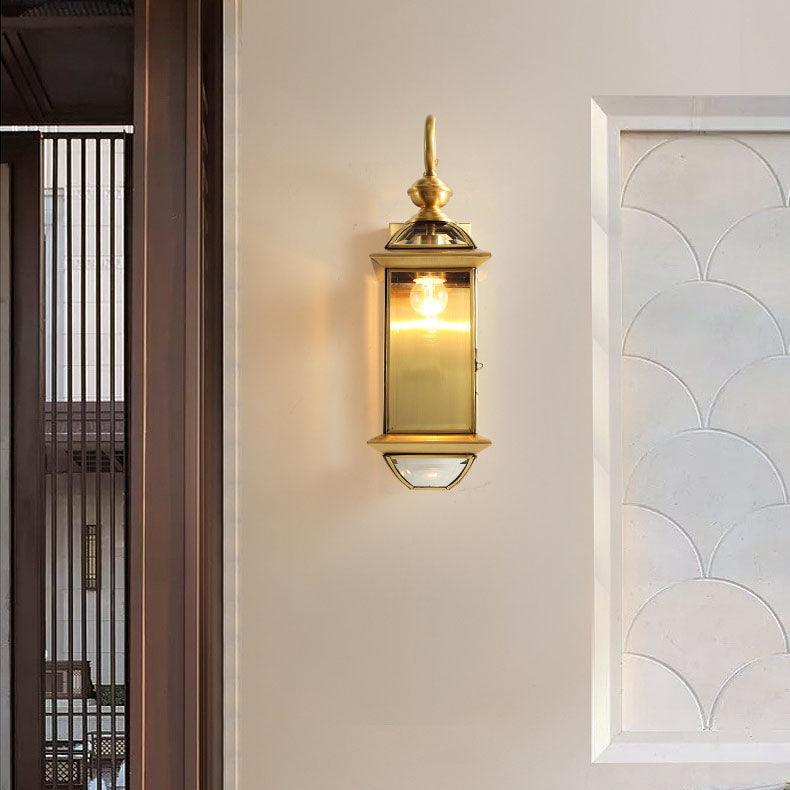 Farol cuadrado tradicional europeo de cobre y vidrio de 1 luz, aplique de pared exterior impermeable para exterior 