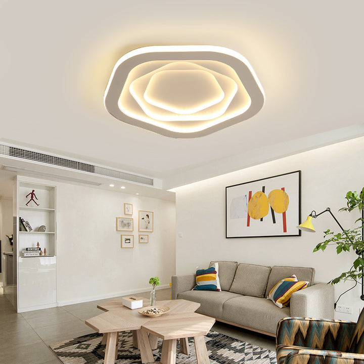 Moderne minimalistische Pentagramm-Eisen-LED-Deckenleuchte 