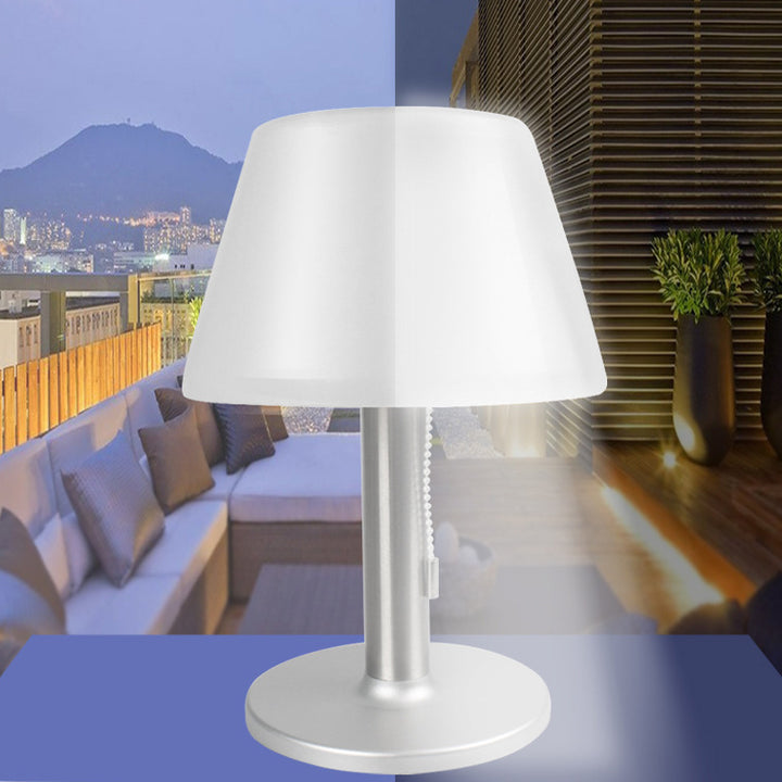 Moderne minimalistische solarbetriebene LED-Tischlampe aus PP und ABS in Kegelform mit Induktionsfunktion, wasserdicht, für den Außenbereich 