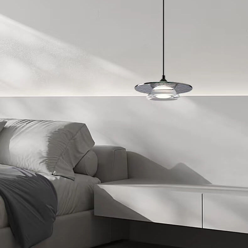 Moderne minimalistische konische Scheibe Aluminium Acryl Glas LED Pendelleuchte 