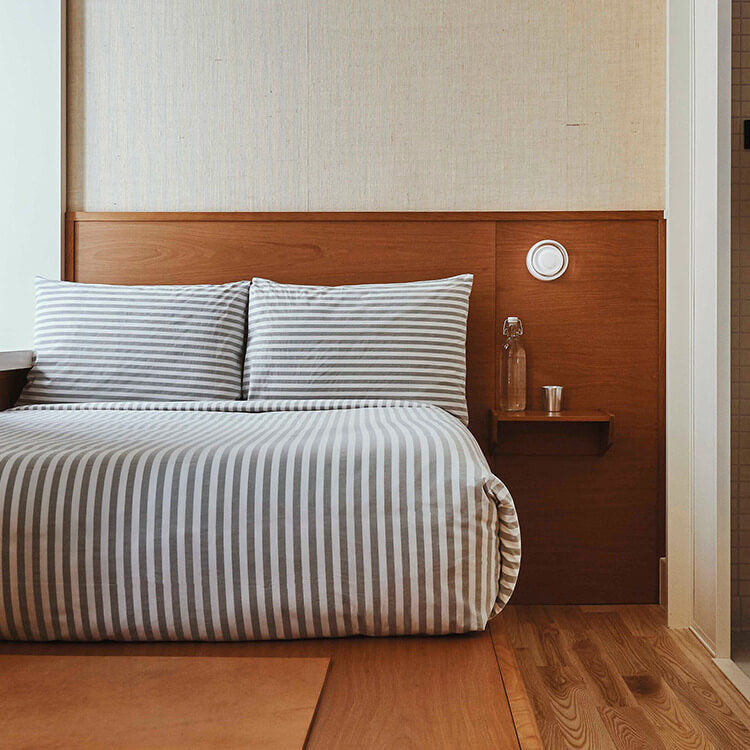 Scandinavian Modern Minimalist Aluminum Acrylic Round LED Wall Sconce Lamp