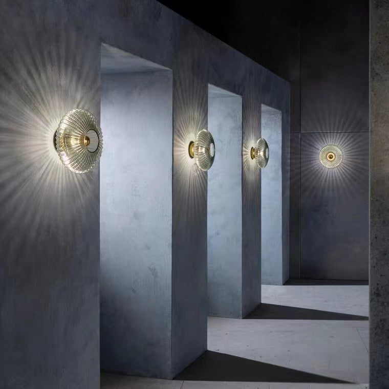 Aplique de pared contemporáneo nórdico de hierro y vidrio estriado con disco redondo de 1 luz para sala de estar 