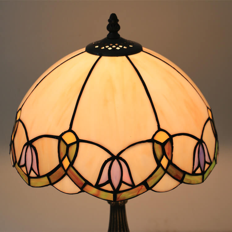 Europäische Vintage Tiffany Flora 1-flammige Tischlampe 