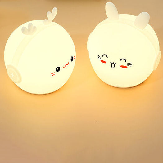 Lámpara de mesa con luz LED USB de silicona con forma de ciervo y conejo creativo 