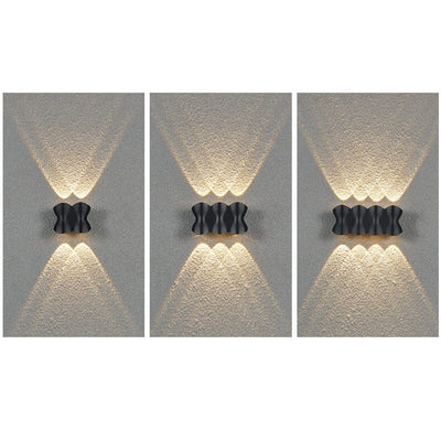 مصباح حائط LED مقاوم للماء في الهواء الطلق مصنوع من الألمنيوم والأكريليك بتصميم عمود عصري 