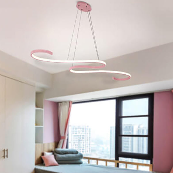 Moderne kreative Kurvenlinie Aluminium LED Kronleuchter 