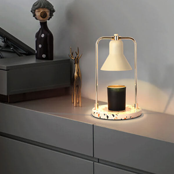 Moderne milchgelbe Kegelschirm-Marmor-2-Licht-Tischlampe mit schmelzendem Wachs