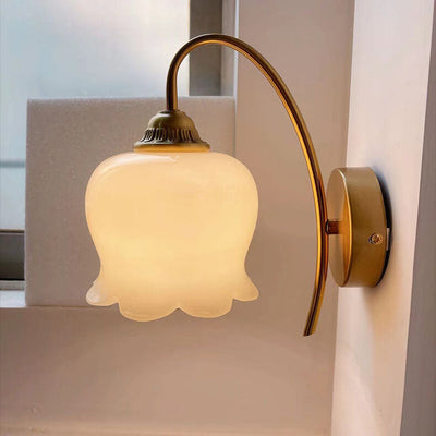 Vintage Cream Petal Resin Copper Iron 1-Light Wall Sconce Lamp