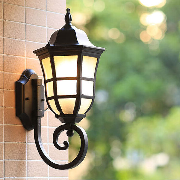 European Retro Outdoor Waterproof Anti-rust 1-Light Wall Sconce Lamp