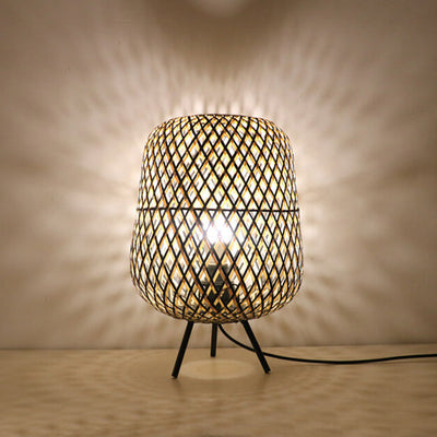 Vintage Japanese Rattan Weaving Oval Ball 1-Light Table Lamp