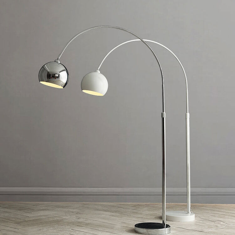 Moderne nordische Stehlampe aus Edelstahl und Eisen in Angelruten-Optik mit kuppelförmigem Rundschirm, 1-flammig, für das Schlafzimmer 