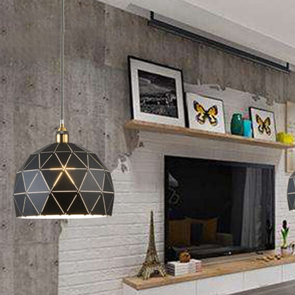 Lámpara Colgante Industrial Simple de Hierro con Cúpula Hueca de Diamante de 1 Luz 