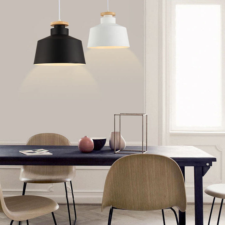 Lámpara Colgante de 1 Luz con Cúpula de Cono de Madera y Aluminio Simple Nórdico 
