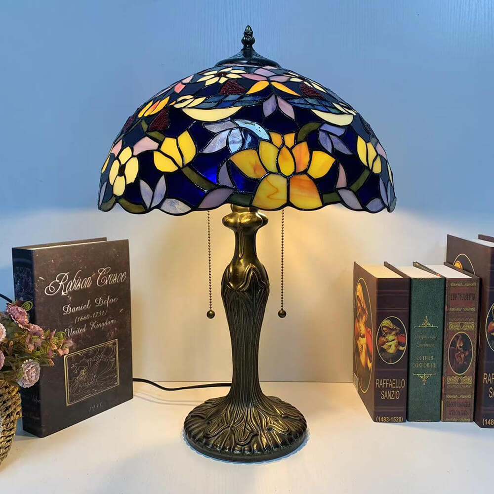Lampe de table à 1 lumière en forme de fleur en vitrail en fer de luxe Tiffany 