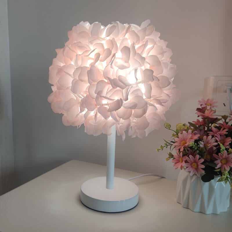 Moderne kreative Stoffblumenball 1-Licht Tischlampe 