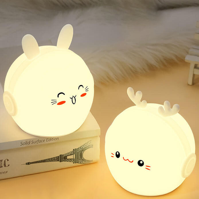 Lámpara de mesa con luz LED USB de silicona con forma de ciervo y conejo creativo 