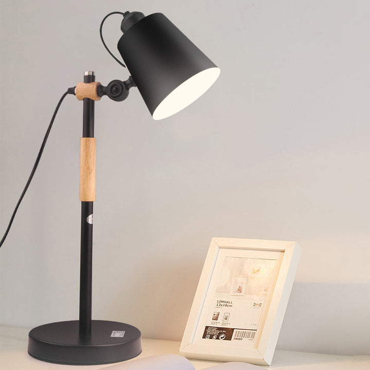 Zeitgenössische nordische Macaron Eisen Glocke Schatten 1-Licht Tischlampe für Home Office 