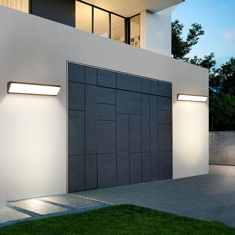 Modern Minimalist Aluminum Acrylic Waterproof Long Outdoor Indoor LED Wall Sconce Lamp