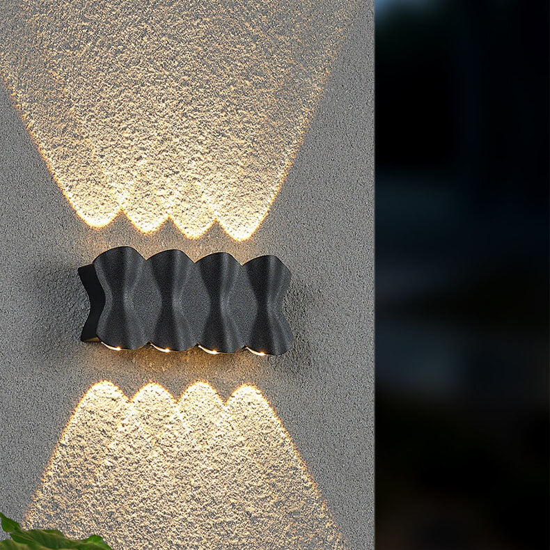 Moderne minimalistische Bogen-Säulen-LED-Wandleuchte aus Aluminium und Acryl für den Außenbereich, wasserdicht 