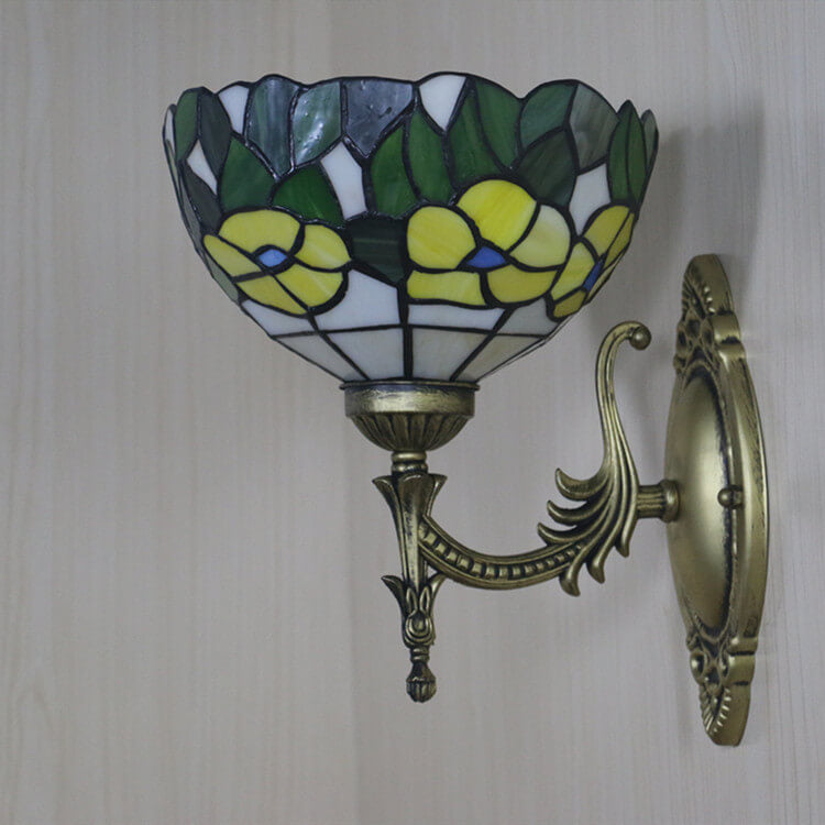 Applique murale européenne à 1 lumière en verre teinté à feuilles vertes florales Tiffany 