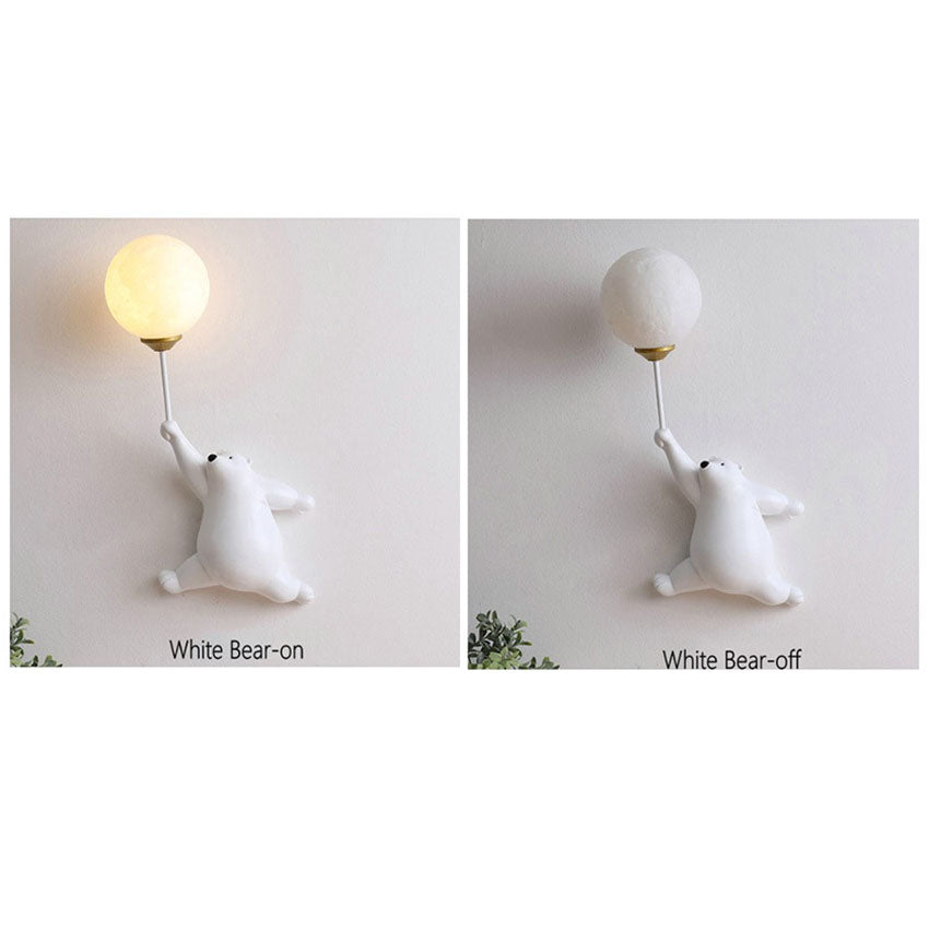 Moderne kreative 1-flammige Wandleuchte aus Kunstharz und Acryl in Bärenform fürs Schlafzimmer 