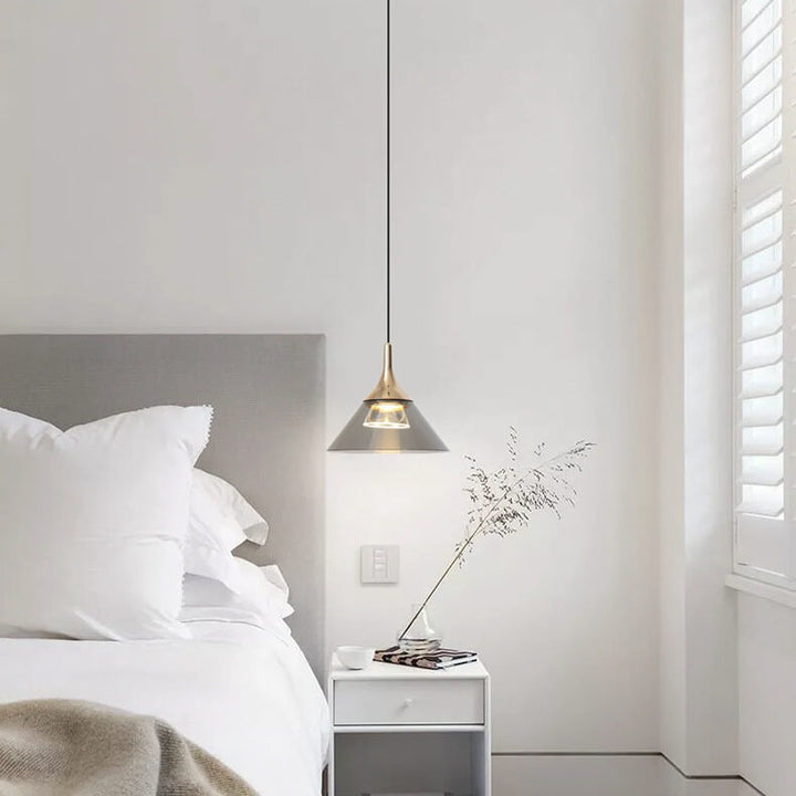 Cono Creativo Nórdico Lámpara Colgante LED de Aluminio y Acrílico 