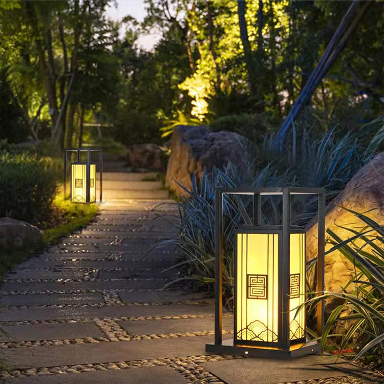 Japanische einfache Rattan-Säule wasserdichte 1-Licht-Rasen-Stehlampe im Freien 