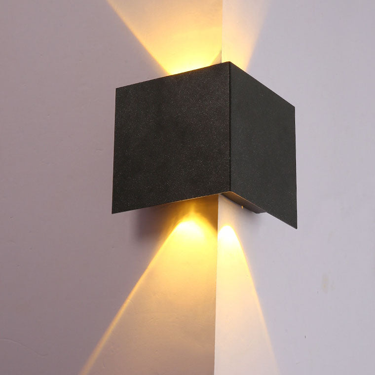مصباح حائط LED هندسي مسطح مربع يعمل بالطاقة الشمسية للهواء الطلق 