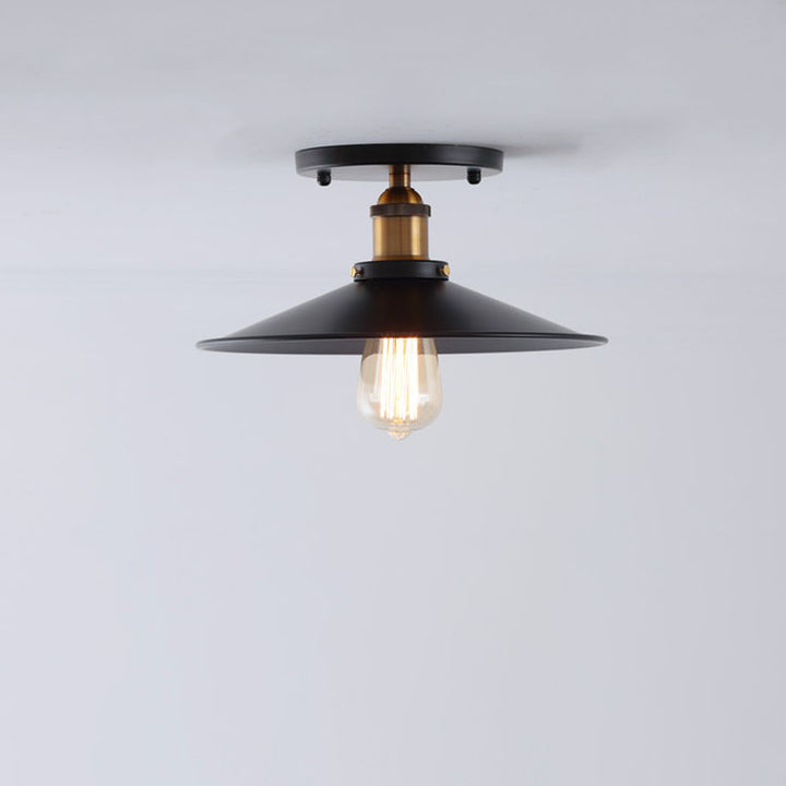Zeitgenössische industrielle Eisenlegierung-Kegel-Deckenleuchte mit 1 Licht und halbbündiger Montage für Wohnzimmer und Flur 