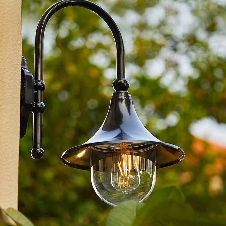 Zeitgenössische industrielle Aluminium-Horn-Form 1-Licht Wandleuchte Lampe für Terrasse im Freien 