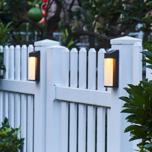 Solar quadratische Wandlampe aus mattem Glas, wasserdicht, mit LED 