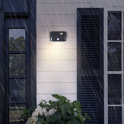 مصباح حائط LED بجهاز استشعار جسم الإنسان الحديث للإضاءة الخارجية 