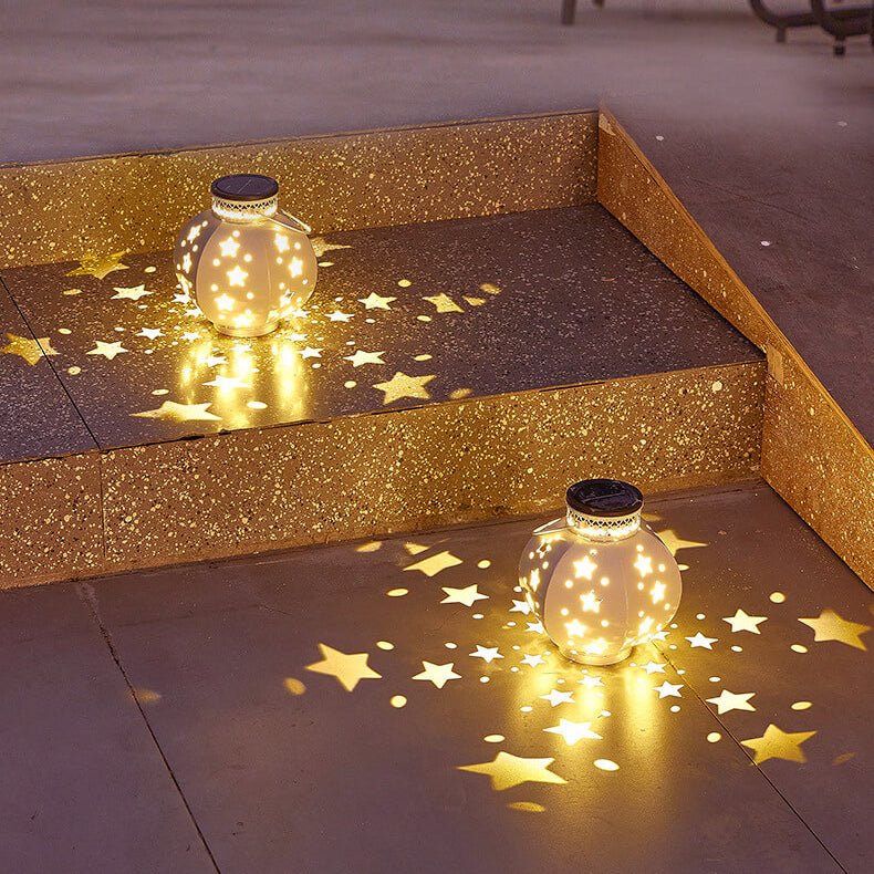 Kreative Solar Eisen Pentagramm Hohl Dekor Laterne LED Tragbare Terrasse Rasen Licht 