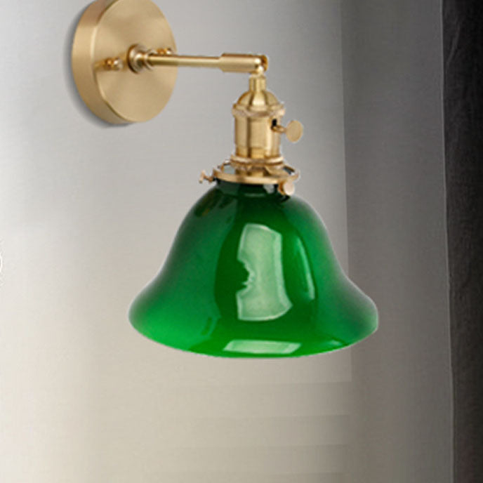Traditionelle Vintage-Wandleuchte aus Glas, Eisen und Kupfer in Grün mit konischem Schirm, 1-flammig, für das Wohnzimmer 