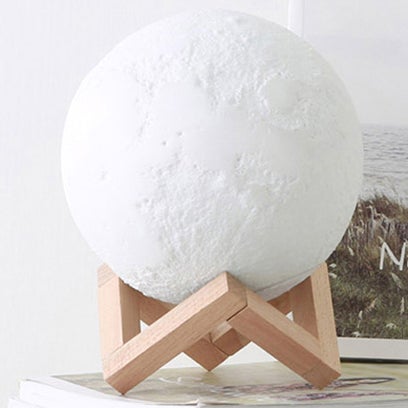 Lampe de table créative à 1 lumière LED rechargeable en forme de lune imprimée en 3D 