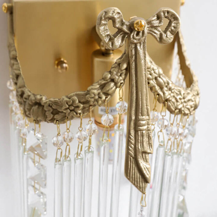 Applique murale moderne de luxe française en laiton avec cristal à 1 lumière 
