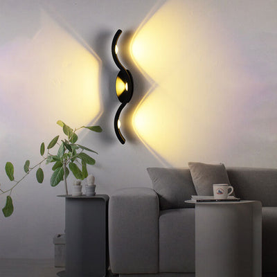 Modern Creative Wave Curve Acrylic Aluminum LED Wall Sconce Lamp