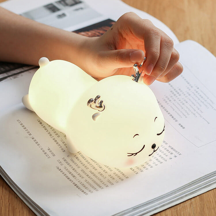 Lampe de Table Veilleuse à LED Rechargeable en Silicone Dessin Animé Cerf Mignon à Sept Couleurs 
