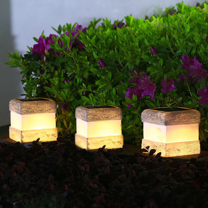 Solar Waterproof Simulation Stone Design LED Outdoor Garden Decorative Lamp