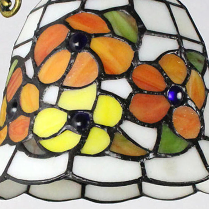 Vintage Tiffany Mediterrane Wandlampe mit einem konischen Buntglas-Licht 