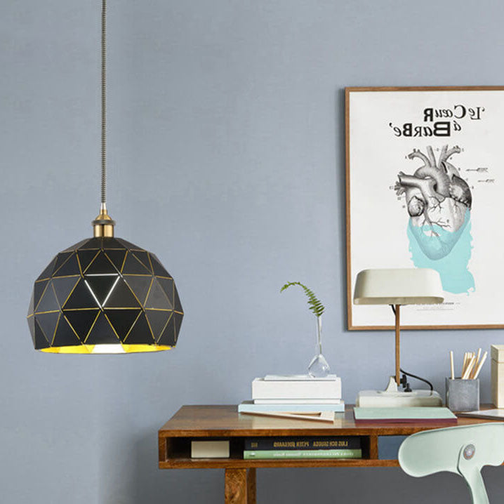 Lámpara Colgante Industrial Simple de Hierro con Cúpula Hueca de Diamante de 1 Luz 
