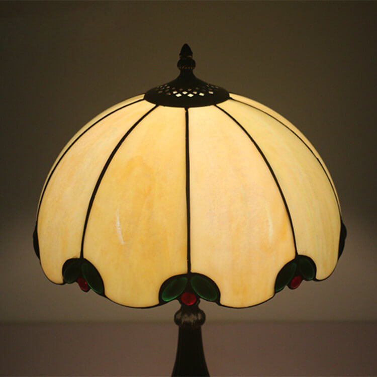 Lampe de table vintage Tiffany beige avec dôme en gemmes vertes à 1 lumière 