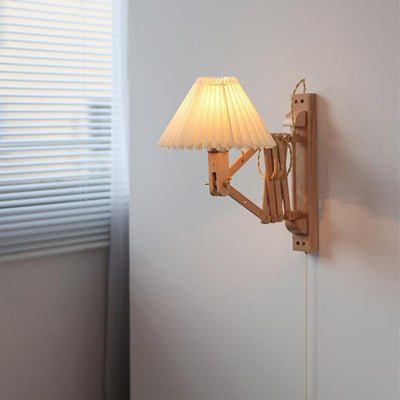 Nordic Vintage Wood Pleated Shade Stretch 1-Light Wall Sconce Lamp