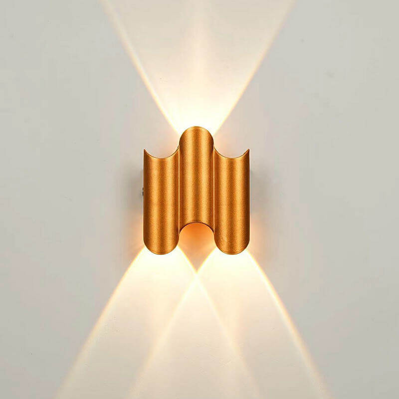 مصباح حائط مقاوم للماء LED بتصميم عمود منحني بسيط وإبداعي للاستخدام الخارجي 